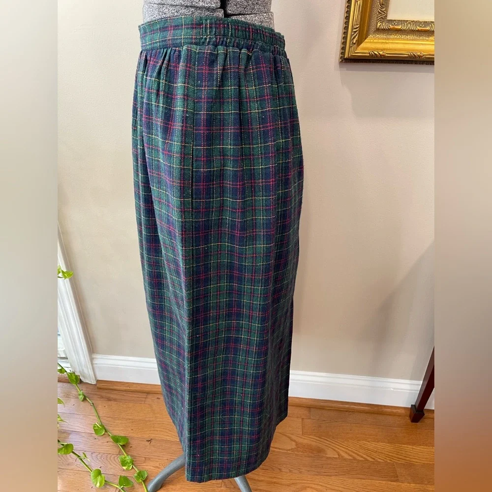 Kay Windsor Vintage‎ 1980s wool blend ladies skirt Union made-midi skirt-holiday